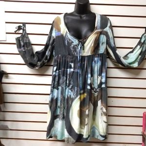 Dress "VINTAGE" w/Faces (Mona LiZa) V Neck w/@ neck & Sleeves & Mesh on V Back